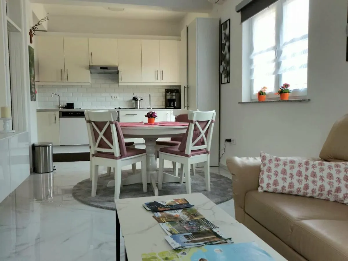 Apartment Grazia Pula